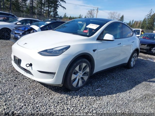 5YJYGDED9MF110697 Tesla Model Y Standard Range Rear-wheel Drive