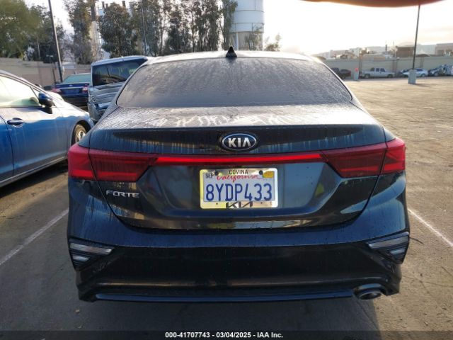 3KPF24AD1ME407089 KIA Forte Lxs