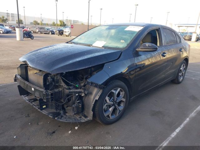 3KPF24AD1ME407089 KIA Forte Lxs