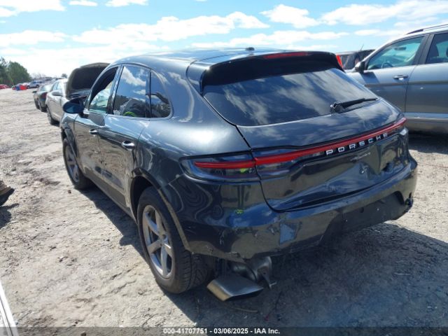 2020 PORSCHE MACAN WP1AA2A59LLB03605 Photo 2