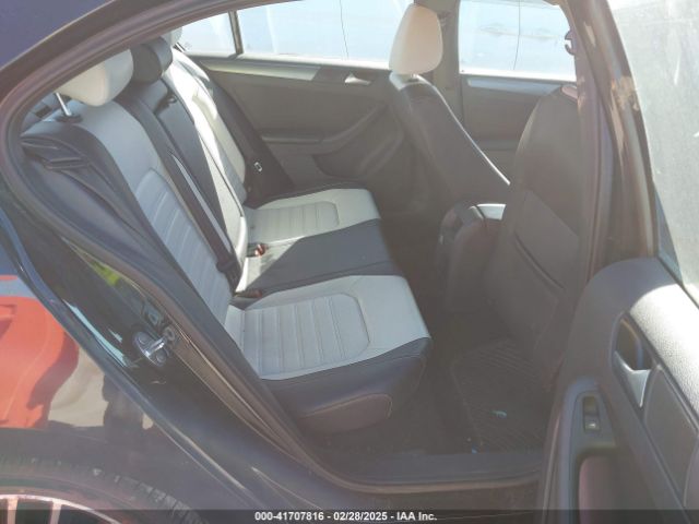 3VWD17AJ6GM406626 Volkswagen Jetta 1.8t Sport