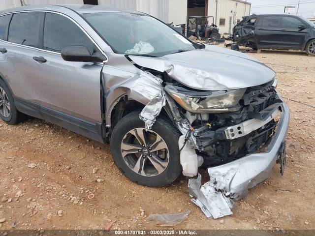 Honda CR-V LX 2017 7FARW5H31HE015321 Image 18