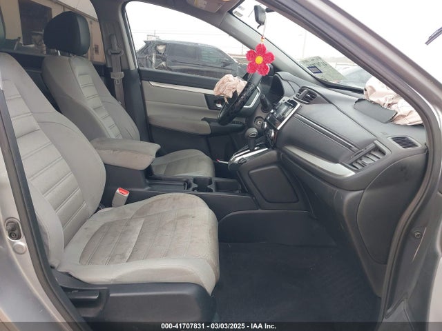 Honda CR-V LX 2017 7FARW5H31HE015321 Image 5