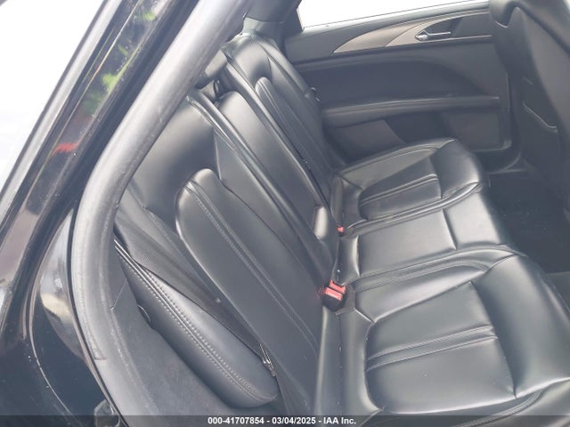 3LN6L5KU8HR659384 Lincoln 2.0l 4v atk