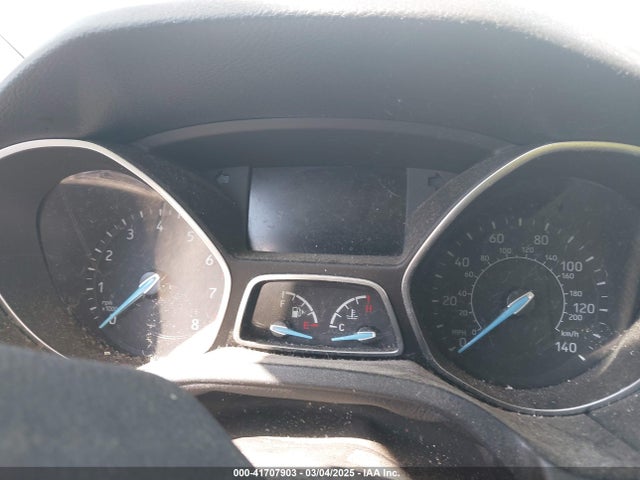 Ford FOCUS SE 2018 1FADP3FE3JL286448 Image 15