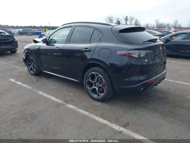 2024 ALFA ROMEO STELVIO ZASPAKBN3R7D74078 Photo 2