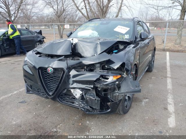 2024 ALFA ROMEO STELVIO ZASPAKBN3R7D74078 Photo 5