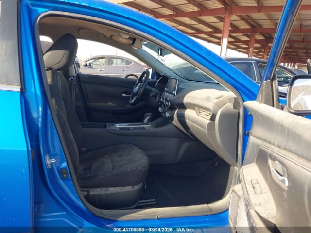 3N1AB8CV6NY252940 Nissan Sentra