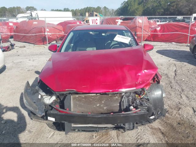 5NPD84LF2JH226160 Hyundai ELANTRA SEL