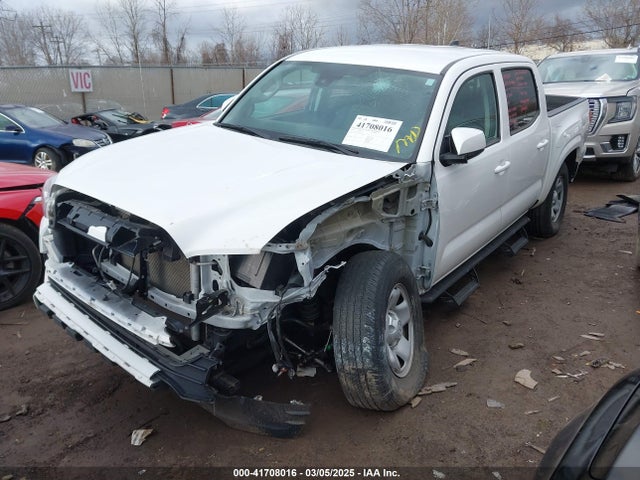 3TMCZ5ANXNM457736 Toyota Tacoma Sr V6
