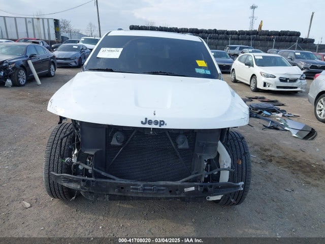 1C4RJFBG5JC503590 Jeep Grand Cherokee Limited 4x4