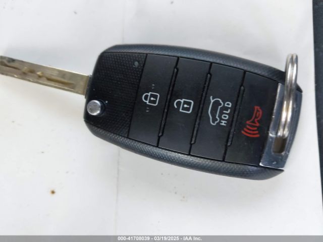 5XYPGDA37KG526732 KIA Sorento 2.4l Lx