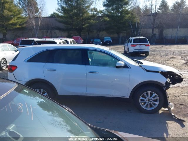 5XYPGDA37KG526732 KIA Sorento 2.4l Lx