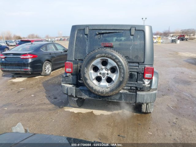 1C4BJWEG5HL520140 Jeep Wrangler Unlimited Sahara 4x4