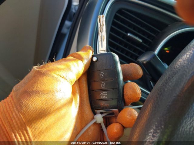 5XXGM4A73EG322983 KIA Optima Lx