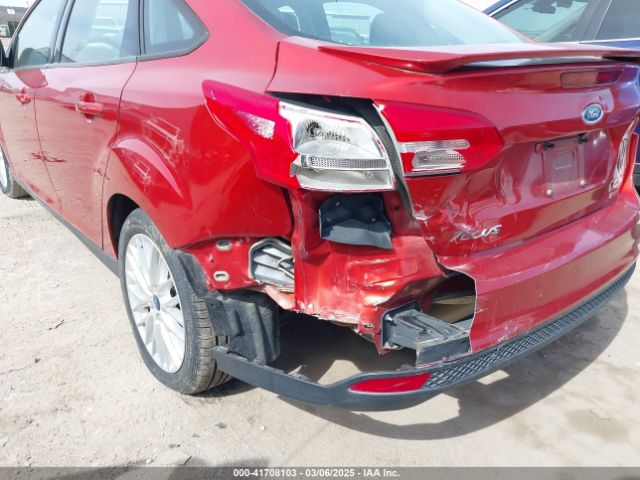 1FADP3FE2JL269804 Ford FOCUS SE
