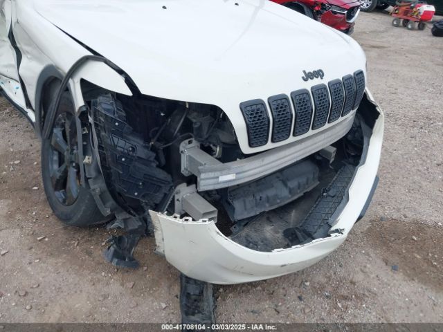 1C4PJLLBXKD405322 Jeep Cherokee Altitude Fwd