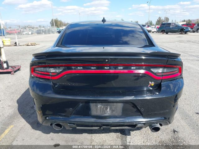 2C3CDXGJXKH746256 Dodge Charger Scat Pack Rwd