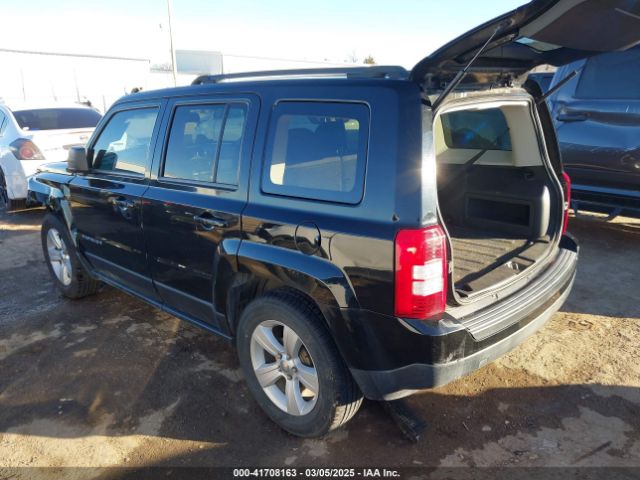 1C4NJPFA4GD754680 Jeep Patriot Latitude