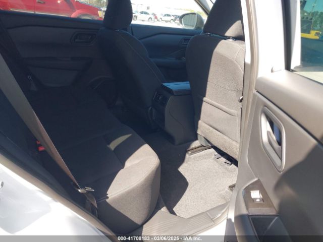 5N1BT3AA9RC746379 Nissan Rogue S Fwd