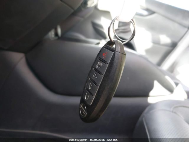 5N1AT2MT0HC884877 Nissan Rogue Sl