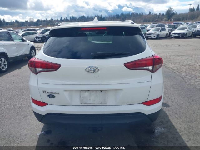 KM8J33A40JU808319 Hyundai TUCSON SEL