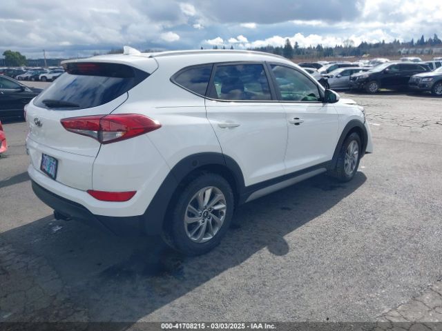 KM8J33A40JU808319 Hyundai TUCSON SEL