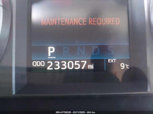 5TFUW5F14HX667119 Toyota Tundra Sr5 5.7l V8