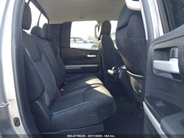 5TFUW5F14HX667119 Toyota Tundra Sr5 5.7l V8