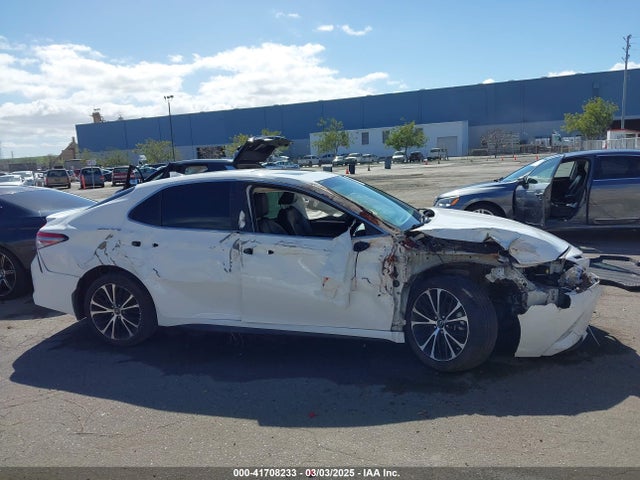 4T1B11HKXJU146770 Toyota CAMRY SE