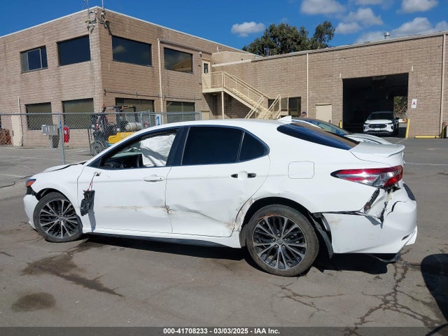 4T1B11HKXJU146770 Toyota CAMRY SE