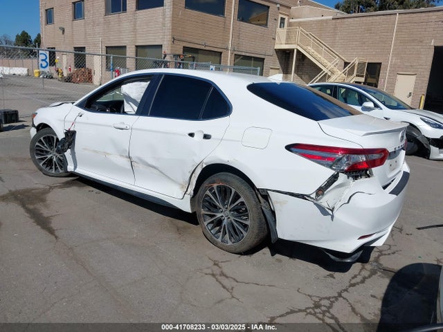 4T1B11HKXJU146770 Toyota CAMRY SE