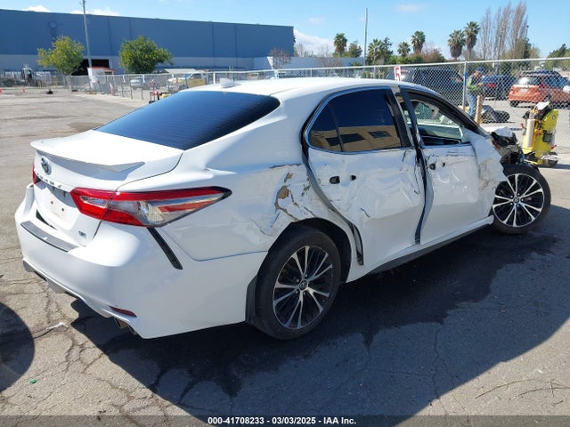 4T1B11HKXJU146770 Toyota CAMRY SE
