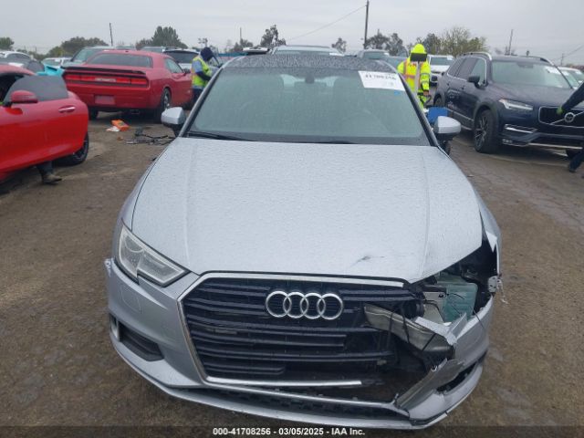 WAUAUGFFXJ1040608 Audi A3 2.0t Premium/2.0t Tech Premium