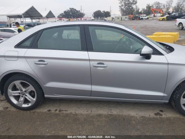 WAUAUGFFXJ1040608 Audi A3 2.0t Premium/2.0t Tech Premium