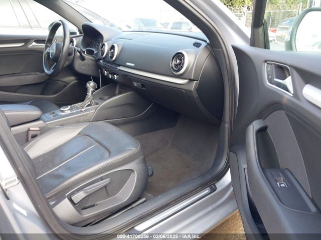 WAUAUGFFXJ1040608 Audi A3 2.0t Premium/2.0t Tech Premium