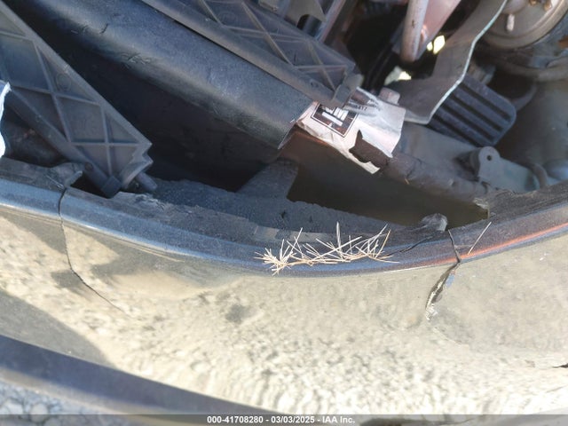 3GNAXKEX1JS619161 Chevrolet EQUINOX LT