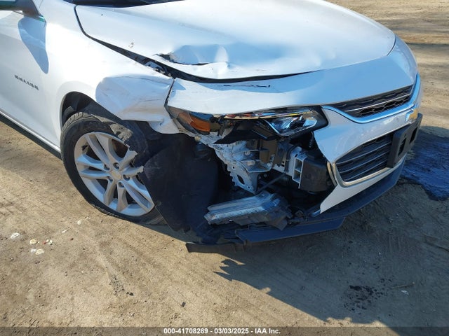 1G1ZD5ST1JF154546 Chevrolet MALIBU LT
