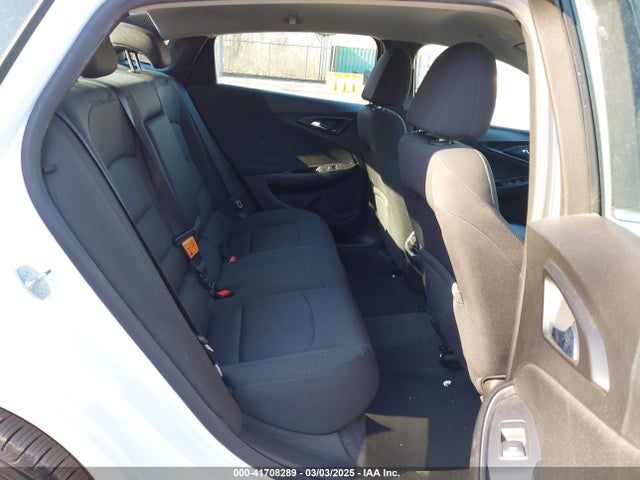 1G1ZD5ST1JF154546 Chevrolet MALIBU LT