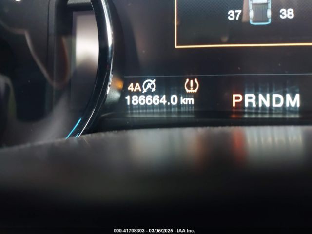 1FTFW1E55JFE25165 Ford F-150 Lariat