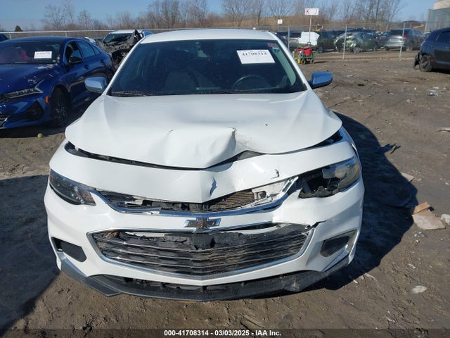1G1ZE5ST4HF179951 Chevrolet MALIBU 1LT