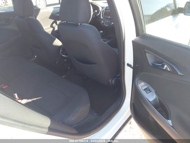 1G1ZE5ST4HF179951 Chevrolet MALIBU 1LT