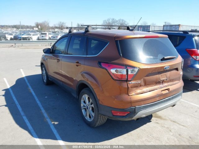 1FMCU0GD7HUC87802 Ford ESCAPE SE