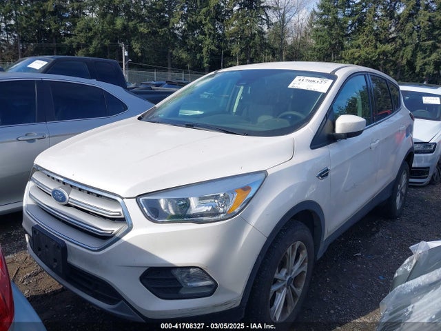 Ford ESCAPE SE 2019 1FMCU9GD5KUA72348 Image 2