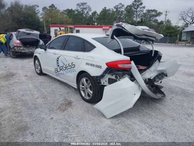 3FA6P0LU0JR270888 Ford Fusion Hybrid Se