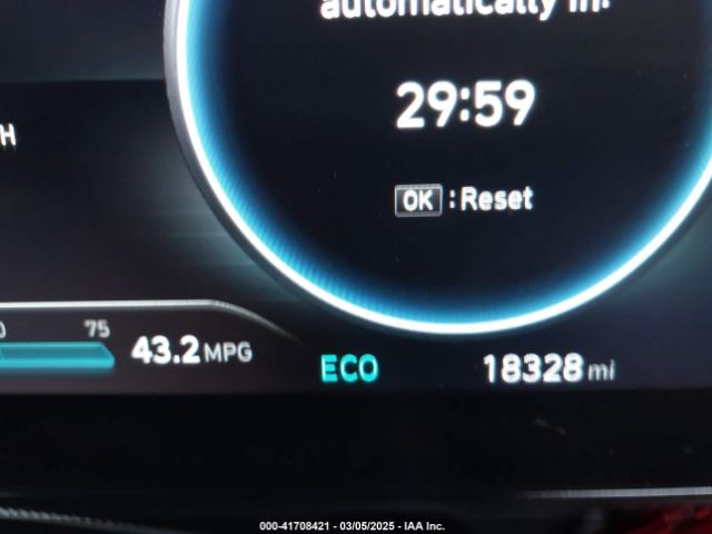 KMHLM4DJ0RU103318 Hyundai Elantra Hybrid Blue