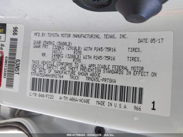 5TFAX5GN4HX092764 Toyota Tacoma Sr5