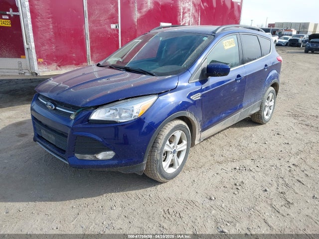 1FMCU9GX1FUA53215 Ford ESCAPE SE