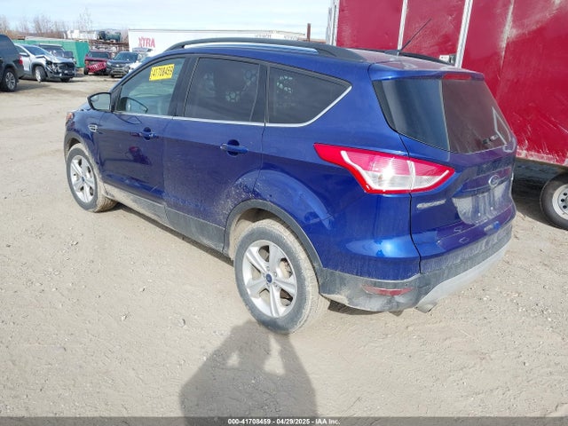 1FMCU9GX1FUA53215 Ford ESCAPE SE
