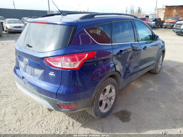 1FMCU9GX1FUA53215 Ford ESCAPE SE